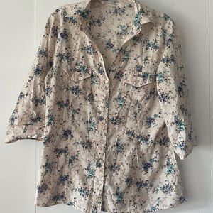 Eden & Olivia floral blouse